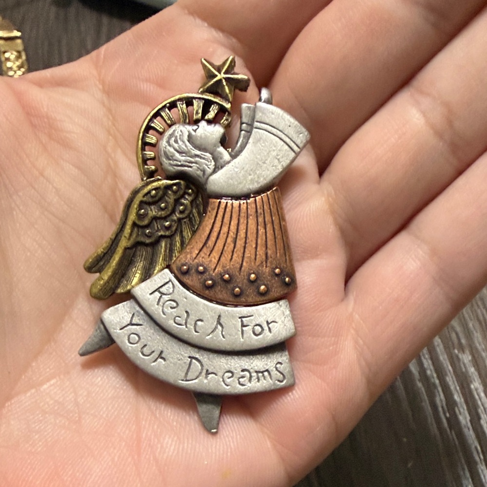 vintage Angel Dream Pendant - Mixed Metal Tones